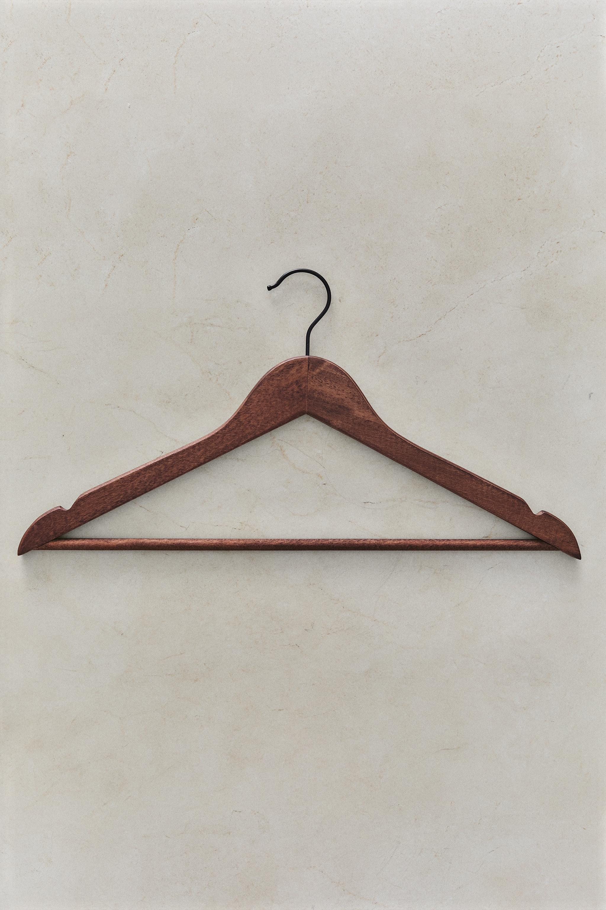 WOOD FINISH SHIRT HANGER PACK (PACK OF 2)